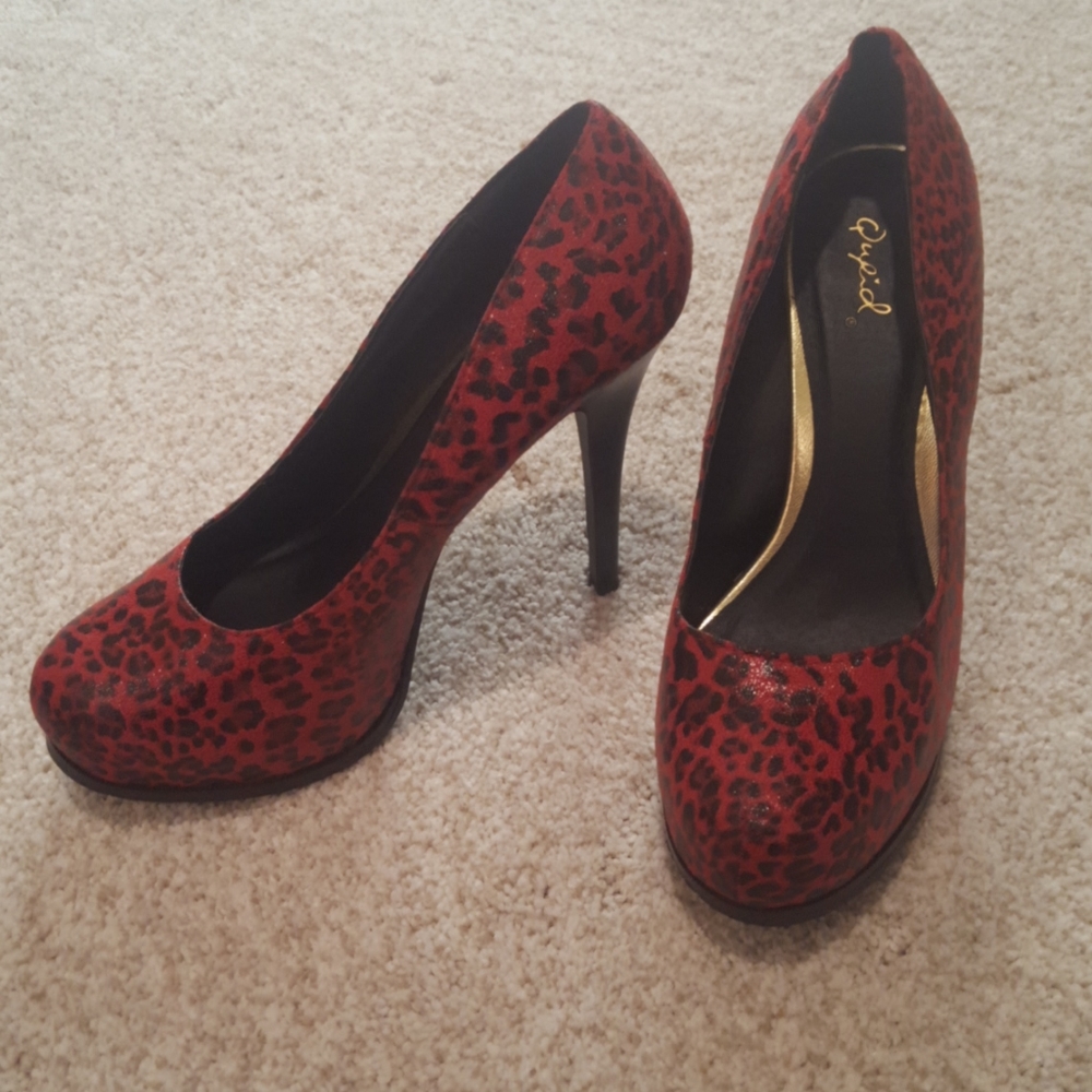 NWOT red leopard print heels
